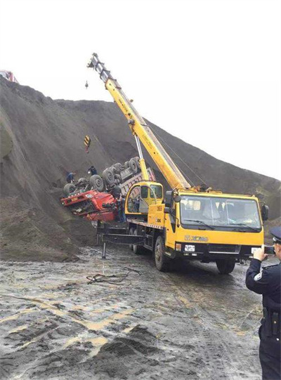 赤峰上犹道路救援